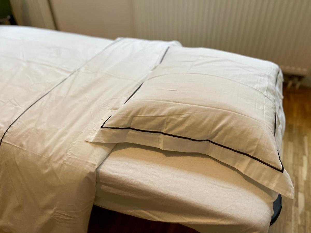 Down-Town 1 Bedroom Flat 布鲁塞尔 外观 照片